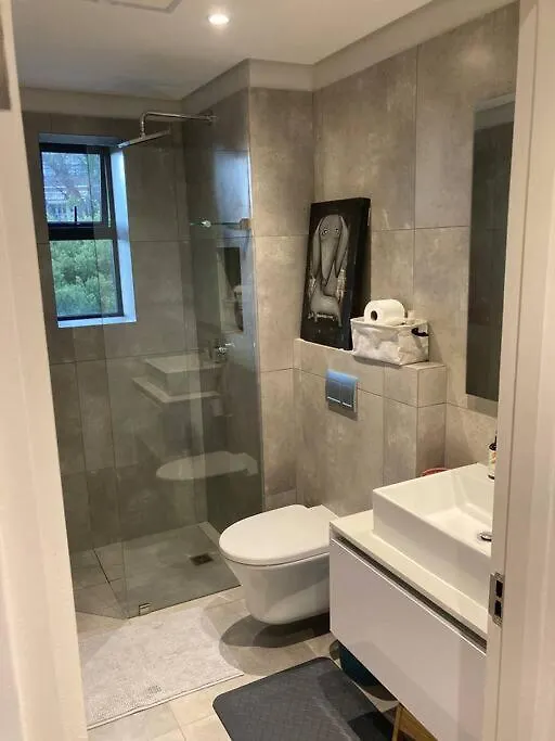 Deer Park Apartment Cpt - With Sweeping Views Cape Town